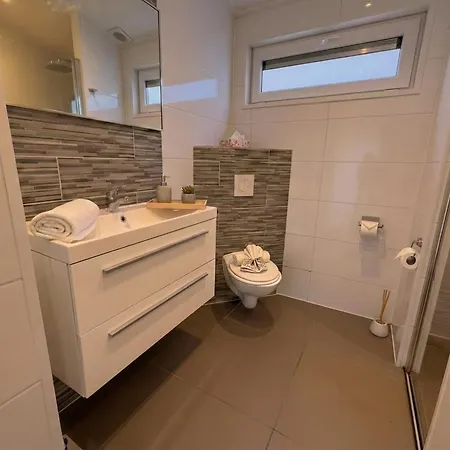 Sunset Modernes Waterfront Fuer 6 Pers 5 Min Zum Kemp